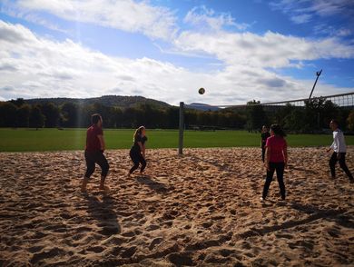 Beachvolleyballspieler*innen