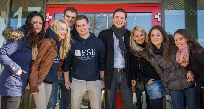 Studierende der ESB Business School